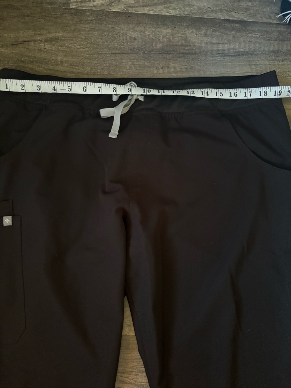 Figs Black Scrub Pants - Picture 4 of 8